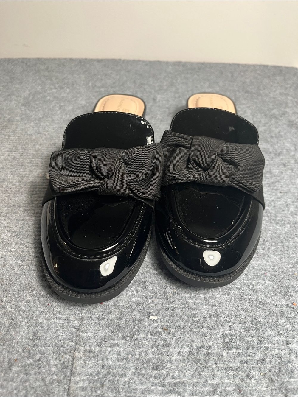 Bandolino Black Patent Bow-Front Slip-On Mules